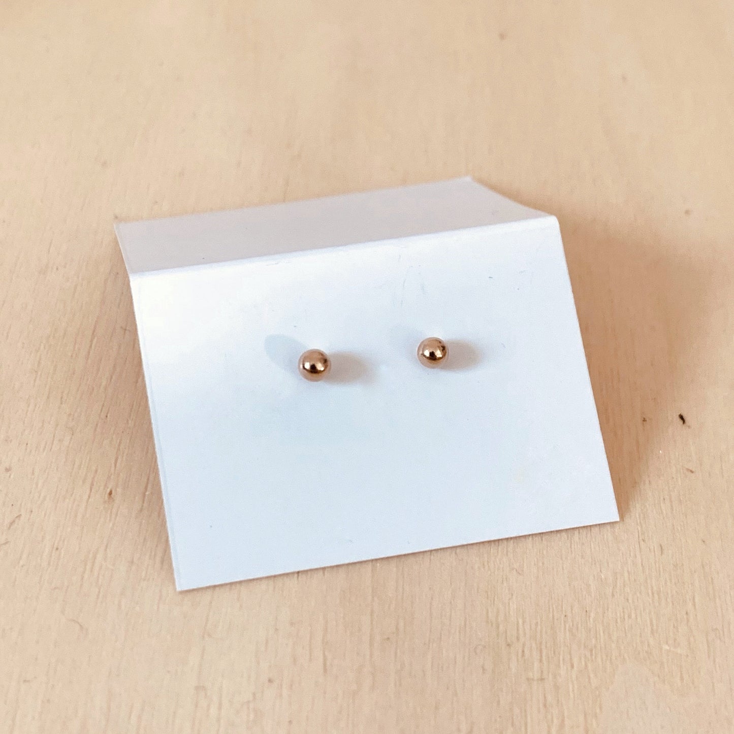 Boucles d'oreilles boule en plaqué or