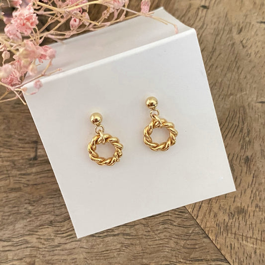Boucles d'oreilles Poudrée, anneaux torsadés en plaqué or - Vée bijoux, vue 2