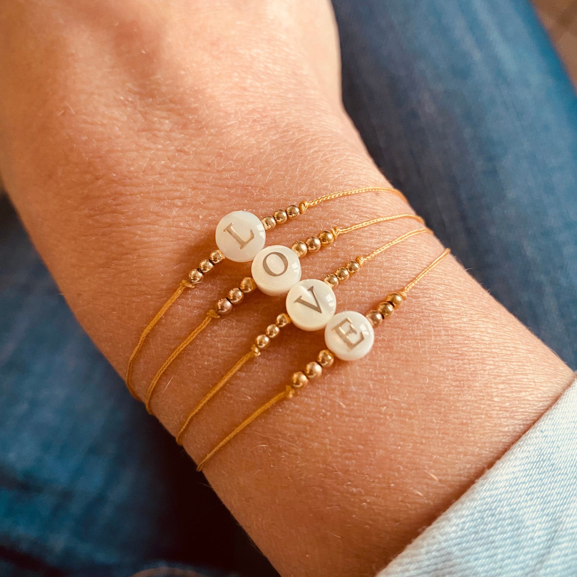 Perles alphabet en nacre