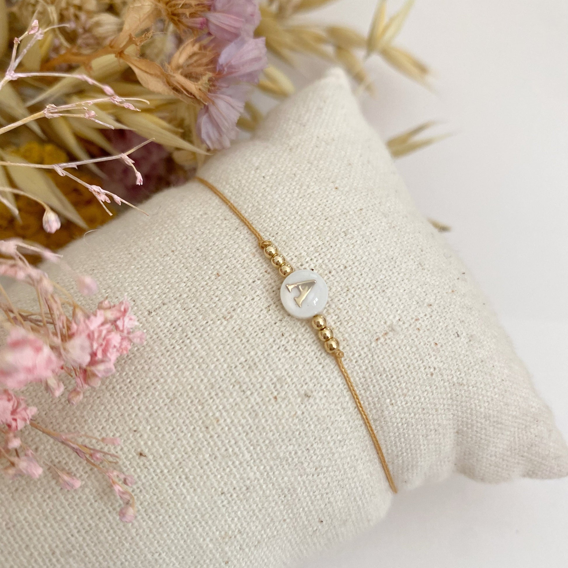 Perle alphabet en nacre