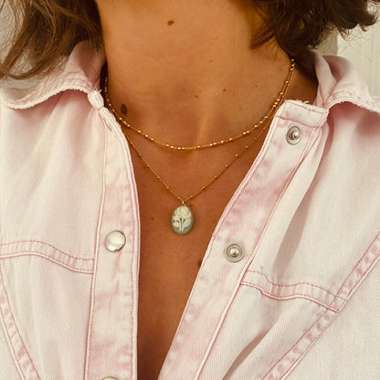 Ras de cou | Bisbille