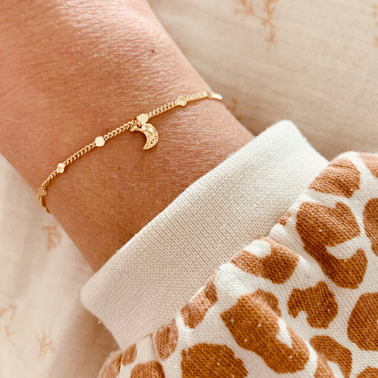 Bracelet Louna, breloque lune en plaqué or - Vée bijoux, vue 2