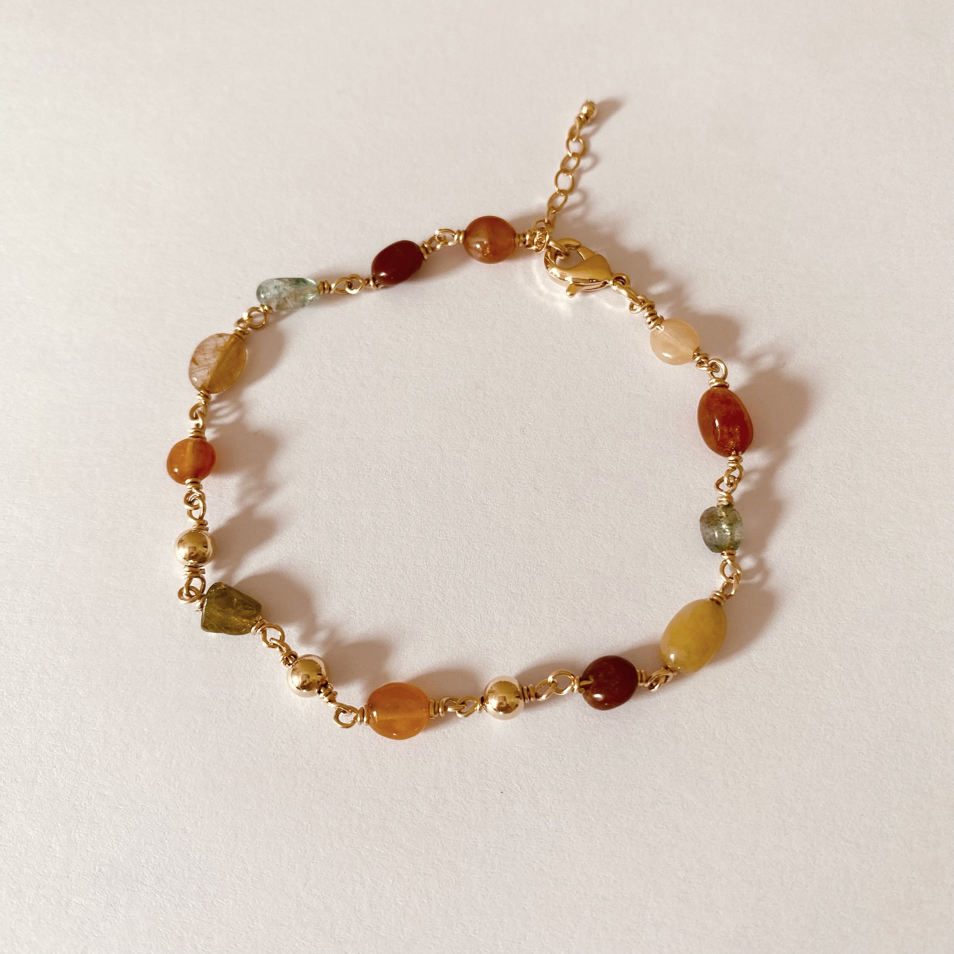 Bracelet Stone Automne, tourmaline, quartz rutile et plaqué or - Vée bijoux
